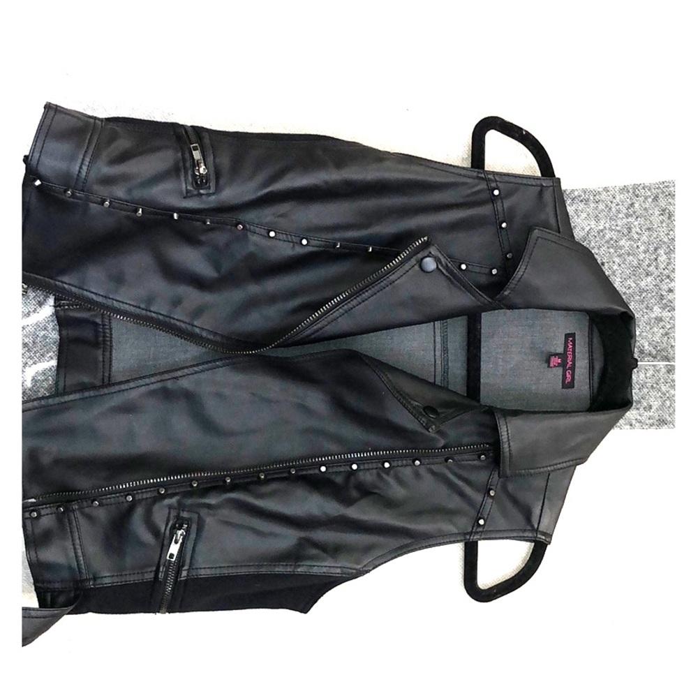 Never worn Old school leather vest